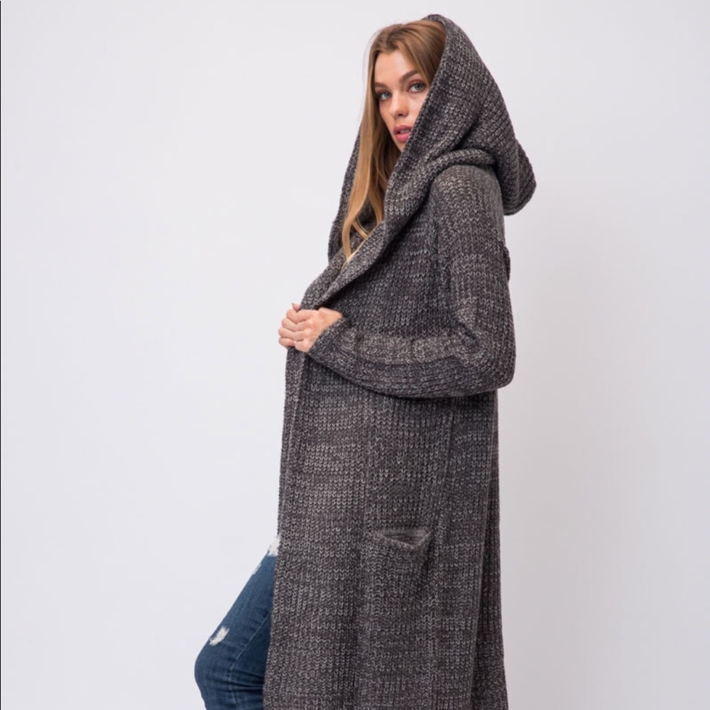 Comfy Chunky Two Toned Knit Hoodie Cardigan - Picture 2 of 8